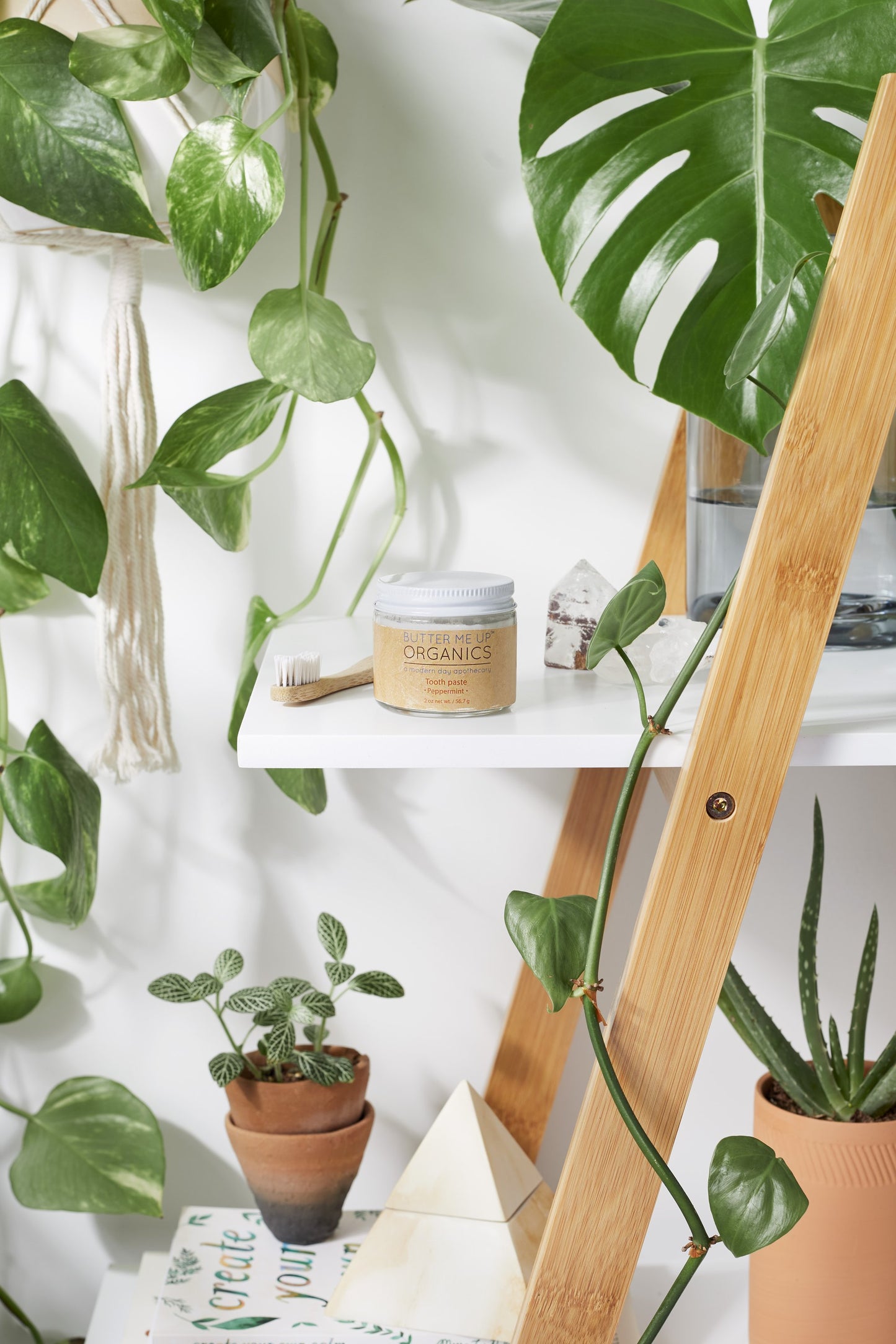 Natural Organic Whitening Toothpaste